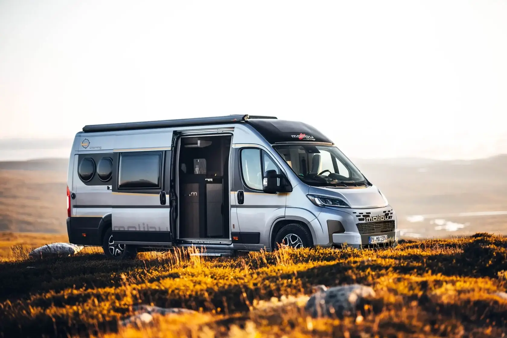 Malibu-Van-Frist-Class